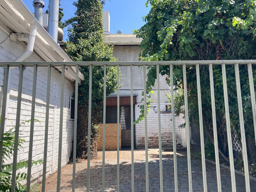 Casa Comercial En Arriendo/ Oficina/ Centro Medico