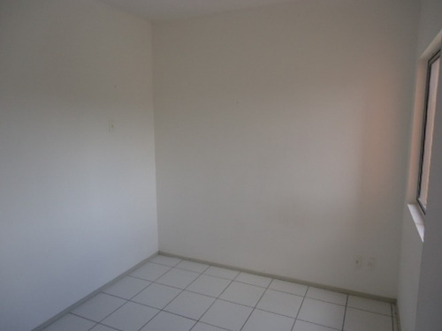Imagem 8 de 12 de Apartamento Para Alugar Na Cidade De Fortaleza-ce - L6973