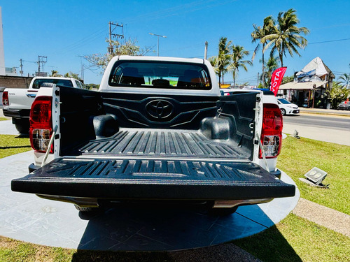 Toyota Hilux 2024
