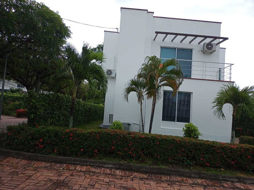 Gran Oportunidad Casa Campestre, Independiente Con Jacuzzi En Condominio 