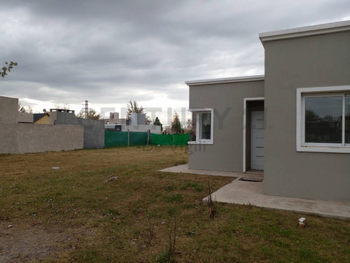 Imagen 3 de 12 de Casa 2 Dormitorios En Tierra De Sueños