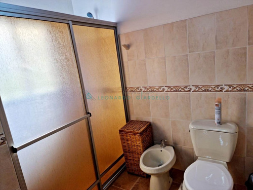 Imagen 14 de 21 de Colonia Del Sacramento- Casa De 2 Dormitorio Con Buen Parque