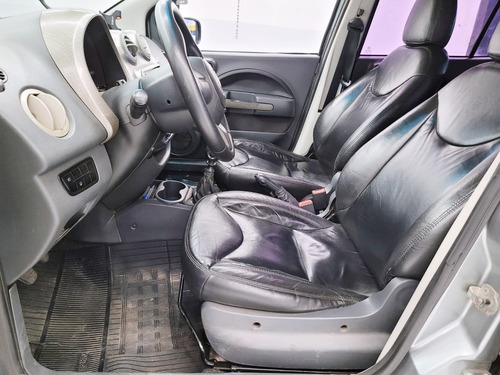 Fiat Uno 1.4 ATTRACTIVE 8V FLEX 4P MANUAL