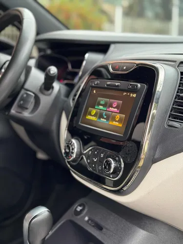 Renault Captur 2.0 Intens Automática