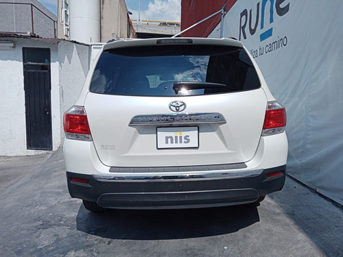 Imagen 13 de 15 de Toyota Highlander 2012 3.5 Sport Premium At