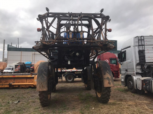 Pulverizador New Holland - Defensor Sp2500