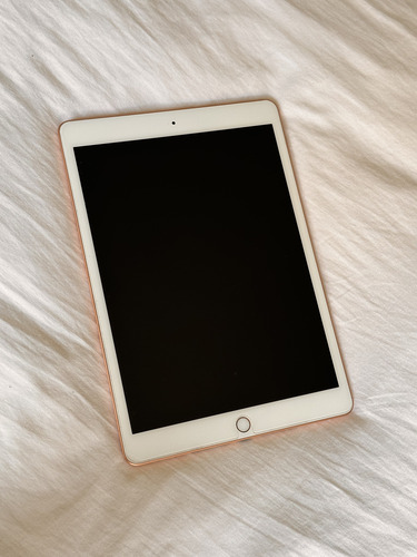 iPad 7 Wifi 128 Gb Rose Gold Con Case Y Apple Pencil (Usado)