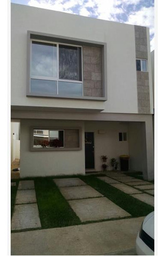 Casa En Venta En Cruz De Servicios