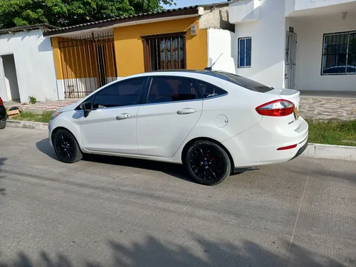 Ford Fiesta 1.6 Titanium At