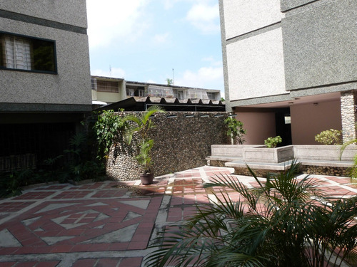 Apartamento En Venta Santa Eduvigis Lb25-1254