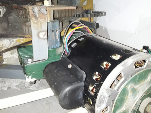 Imagen 3 de 6 de Motor Para Persiana Metalica - 1hp -