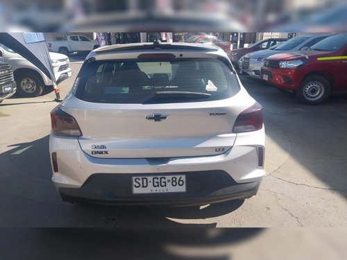 Chevrolet Onix 1.0T LTZ 4X2 MT 5P