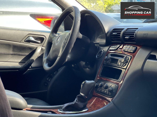 Imagen 12 de 17 de Mercedes-benz C220 Cdi 2.5 2004