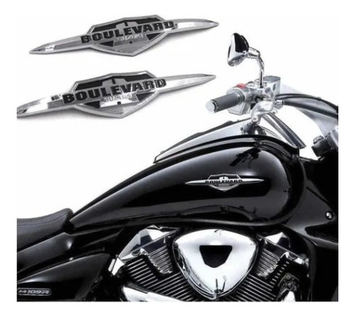Emblema Tanque Suzuki Boulevard M800 C1500 Par Alta Calidad