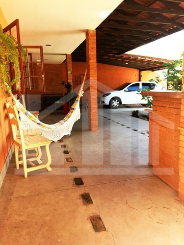 Imagem 4 de 19 de Casa, 4 Quartos Qrts Para À Venda, Com 300,00 M², No Enseada Do Suá,vitória. - 189
