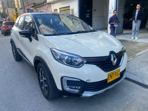 Renault Captur 2.0 Intens Automática