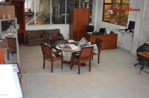 Comercial En Puente Aranda(bogota) Rah Co: 21-966
