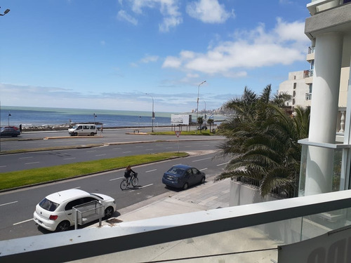 Imagen 1 de 11 de Departamento 3 Ambientes Con Vista Plena Al Mar Y Cochera En Venta En Mar Del Plata