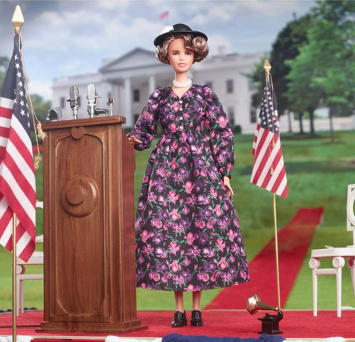 Imagem 2 de 6 de Barbie Collector Mulheres Inspiradoras Eleanor Roosevelt Ms
