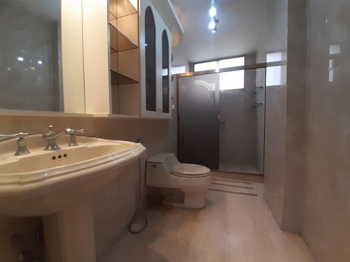 Imagen 7 de 18 de Vendo Apto 106m2 3h/2b/1p Colinas De Bello Monte 7721