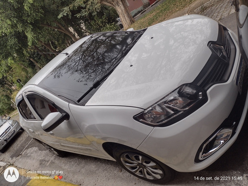 Imagem 1 de 6 de Renault Logan 2019 1.0 12v Authentique Sce 4p