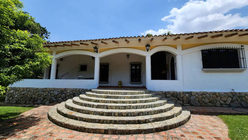 Venta Hermosa Casa El Solar Una Sola Planta 236585