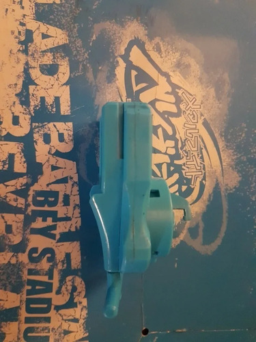 Imagem 5 de 6 de Lançador De Corda Azul P/ Beyblade Launcher Da Takara Tomy