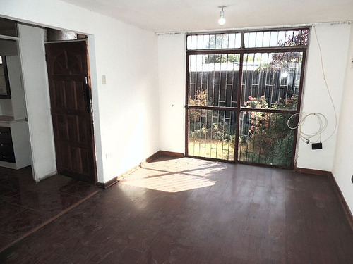 Casa En Excelente Ubicacion A Pasos De Av La Florida
