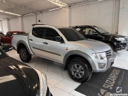 Imagem 2 de 17 de Mitsubishi L200 Triton Hls Outdoor 2.4 Flex 2017