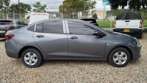 Chevrolet Onix LT