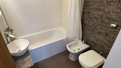 Monoambiente En Venta Con Balcón. Apto Profesional Con Ameni