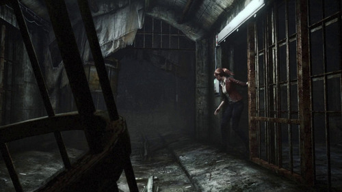 Resident Evil: Revelations 2 Ps4 Físico Standard Edition Playstation 4