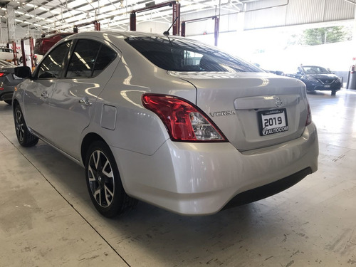 Imagen 9 de 15 de Nissan Versa 4 Puertas