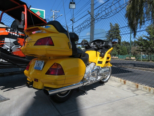 Imagen 8 de 13 de Honda 2001