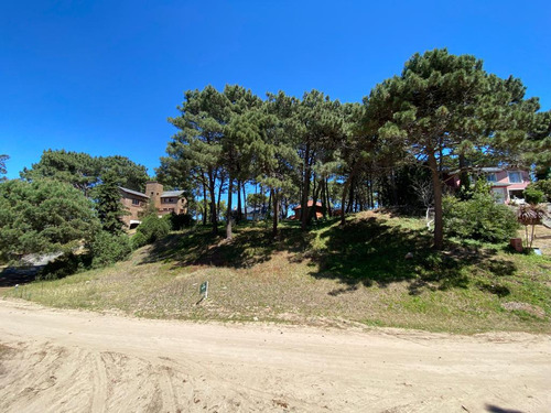 2 Lotes Unificados En Venta Zona Sur Sobre Calles Odiseo Y Ninfas- Pinamar