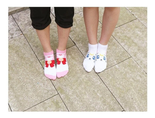 Imagen 3 de 3 de Un Par De Calcetines Estilo Sailor Moon Anime