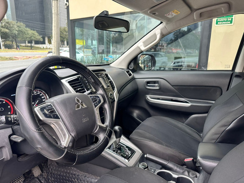 Mitsubishi L200 2.5 GLS Cabina Doble 4x4 Diesel At