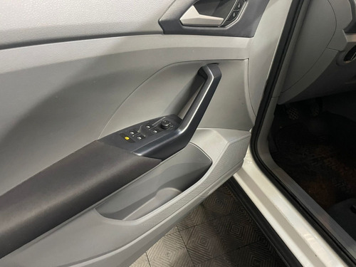 Imagen 10 de 14 de Volkswagen T-cross Trendline 1.6 Autosbellocchiolp