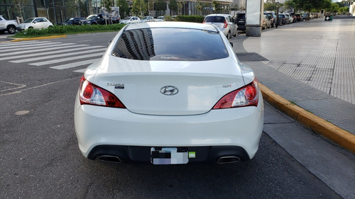 Hyundai Genesis 2.0t 2012 73000kms Impecable