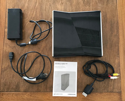 Xbox 360 250gb Hard Drive 2010 Microsoft Con Juegos Etc Negro (Usado)