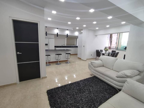 Imagen 2 de 10 de Apartamento Amoblado En Las Chimeneas, Res. Las Chimeneas Carlos Tona Cod: Foa-1327