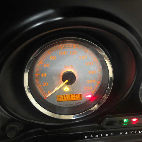 Imagen 16 de 17 de Harley Davison Usada Street Glide Con Varios Accesorios