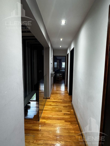 Casa 8 Ambientes Estilo Moderno Con Pileta En Venta - Altos De Hudson Ii