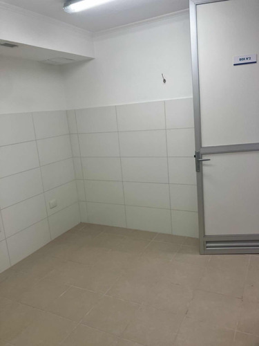 Arriendo Box 8,5m2 Y De 7,3 Para Consulta Médica La Serena