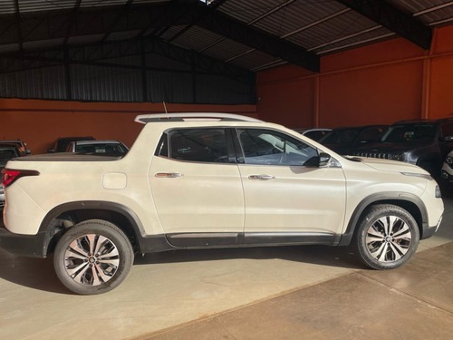 Fiat Toro 2.0 16V TURBO DIESEL VOLCANO 4WD AT9