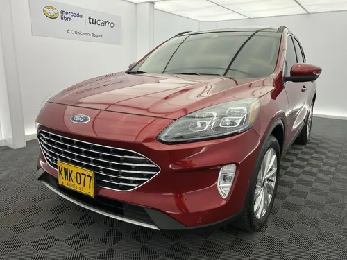 Ford Escape Titanium Hev