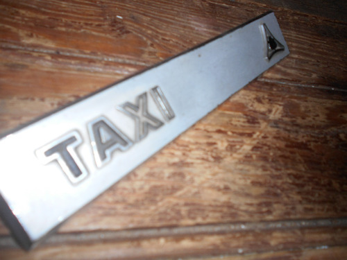 Escudo Taxi Dodge Insignia De Metal 