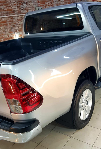 Toyota Hilux Pick-up 2.8 Cd Srv 177cv 4x2