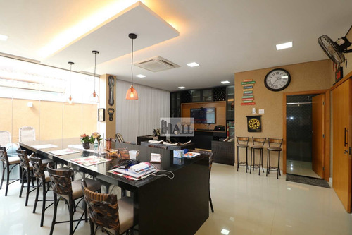 Casa À Venda Condomínio Village Damha Ii Com 3 Quartos, 4 Vagas - V8112