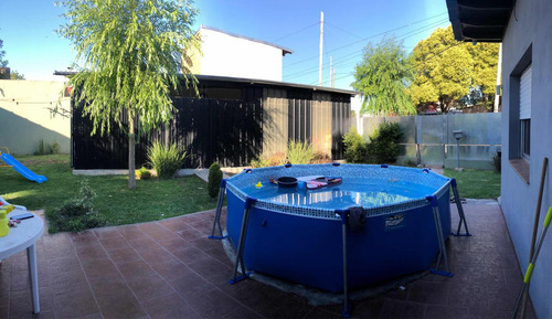 Casa En Venta - 2 Dormitorios 1 Baño - 450mts2 - Merlo Oeste